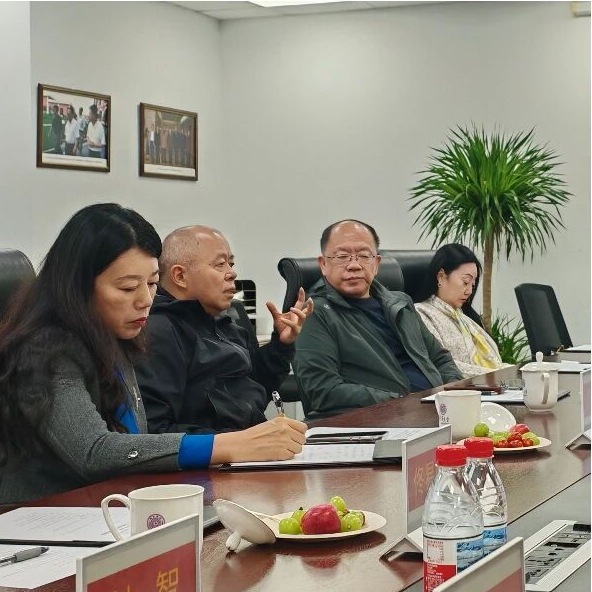 调研座谈现场交流